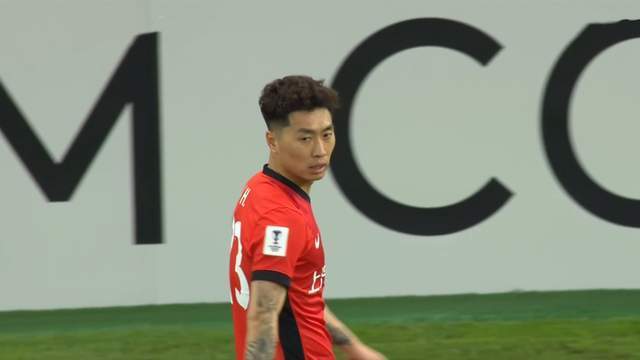 攻门被陈威, 虽然町田泽, 能扑出的球 攻门被陈威, 虽然町田泽, 能扑出的球