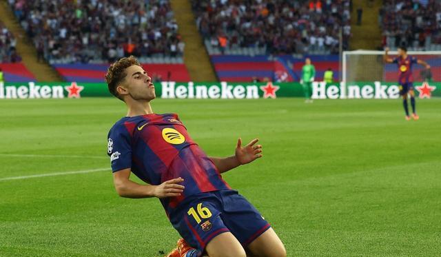 赫泽和卡萨 赫泽和卡萨